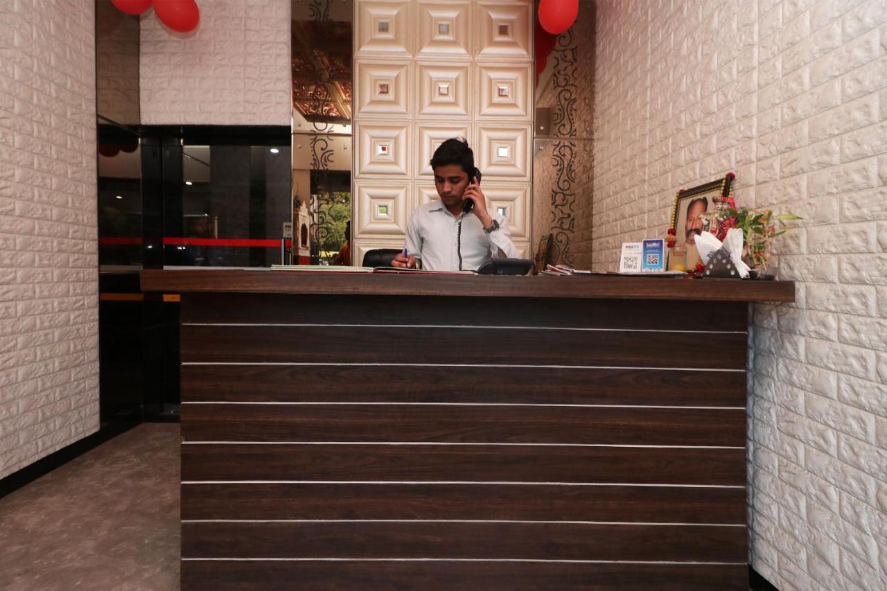 Oyo 22826 Hotel Sheltear & Resturant Agra  Εξωτερικό φωτογραφία